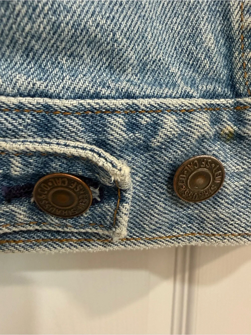 Vintage Levi’s Light Wash Denim Jacket - Men's